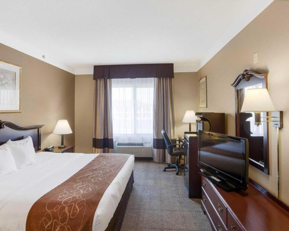 Comfort Suites Plainview Luaran gambar