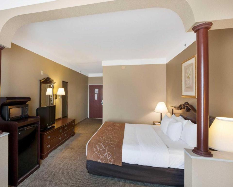 Comfort Suites Plainview Luaran gambar