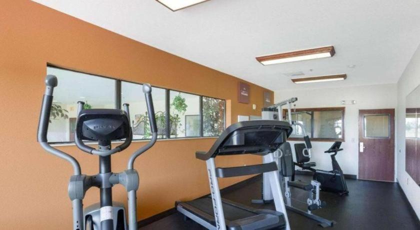 Comfort Suites Plainview Luaran gambar
