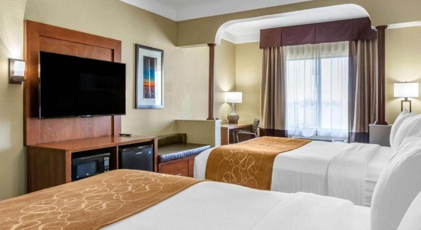 Comfort Suites Plainview Luaran gambar