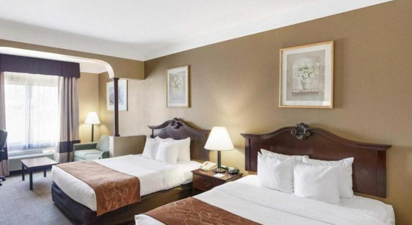 Comfort Suites Plainview Luaran gambar